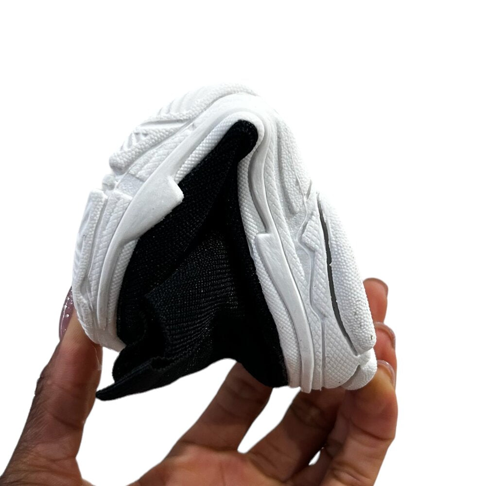 Kids’ Slip-On Sneakers – Lightweight, Flexible & Anti-Slip